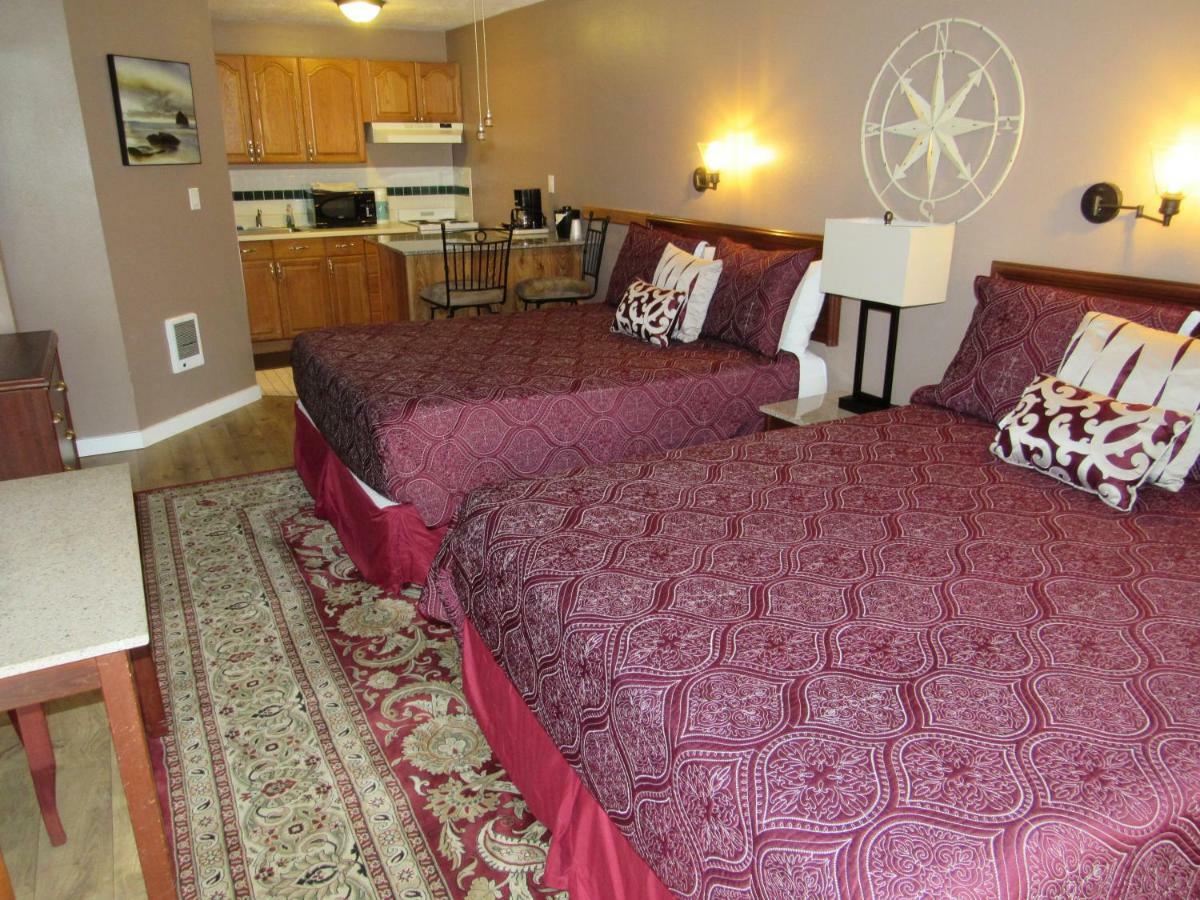 Captain Cook Inn Lincoln City Exteriör bild